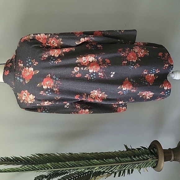 MOA Collection gray cardigan with coral & turquoise floral print-RUNS SMALL - Picture 3 of 13